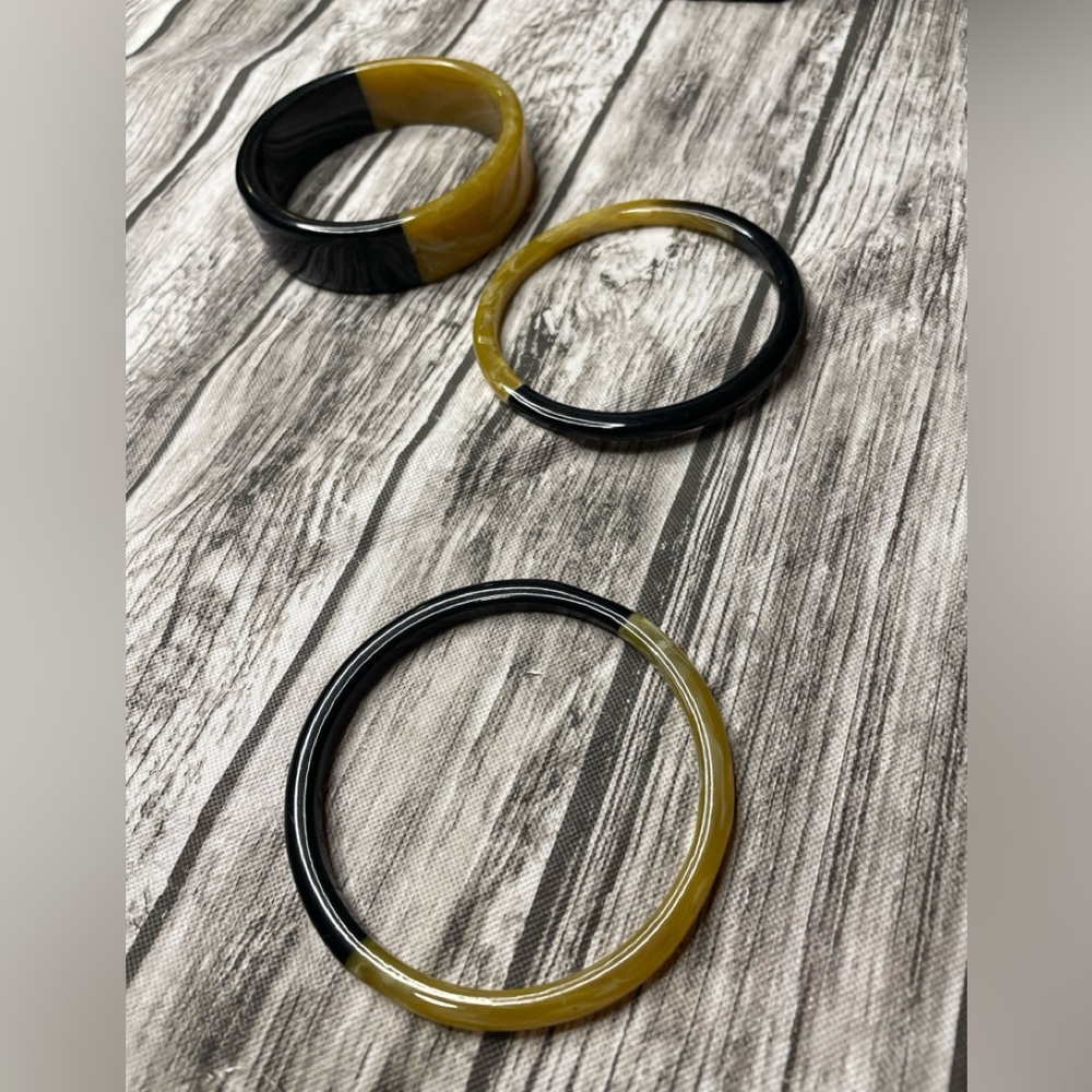 Vintage bangle set